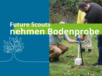 Ein Future Scout entnimmt eine Bodenprobe auf dem Gelände der CJD Christophorusschule Elze - Gymnasium